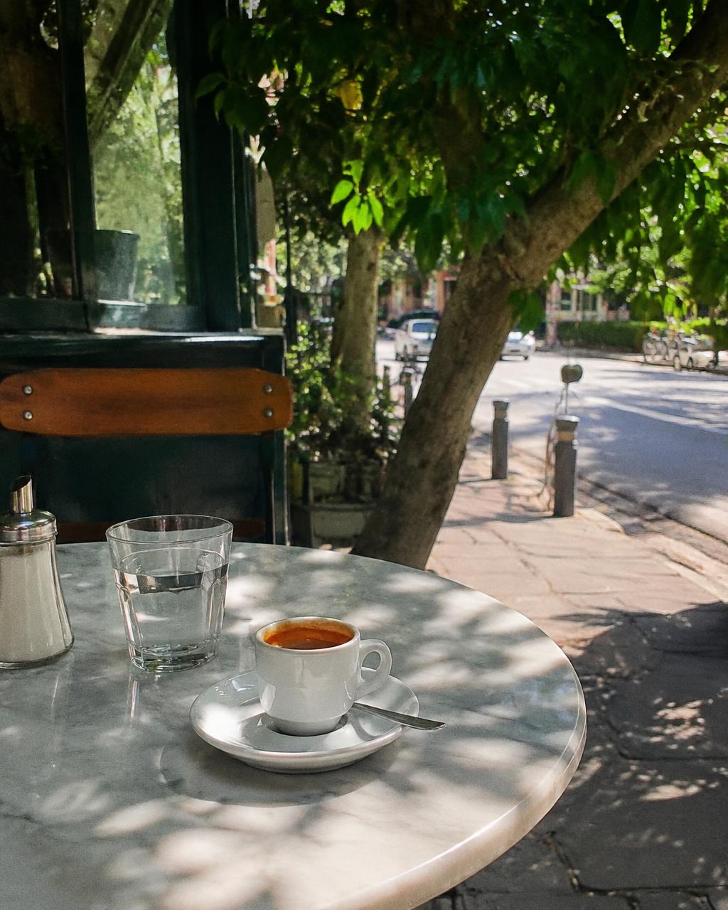 Example café